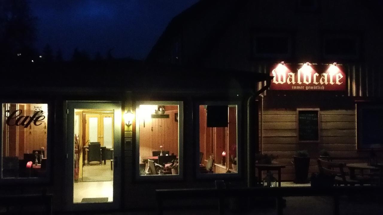 B&B Waldcafe 알테나우 외부 사진